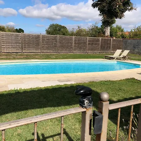 بيت للعطل Maison Charmante Avec Jardin A *